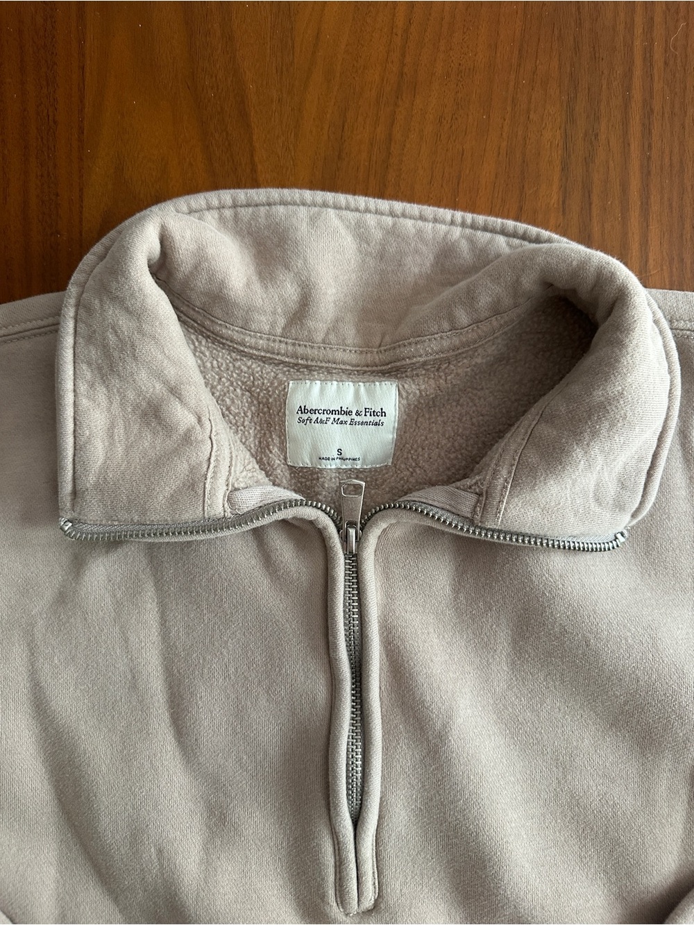 abercrombie fitch quarter zip sweatshirt - Picture 3 of 5